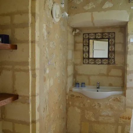 Bed & Breakfast Le Prieure 3*