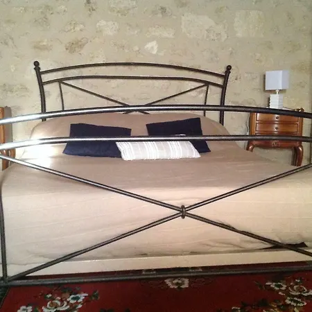 Le Prieure 3* Saint-Pey-de-Castets